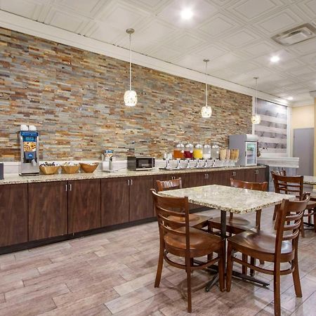 Clarion Inn Asheville Airport Fletcher Exterior foto