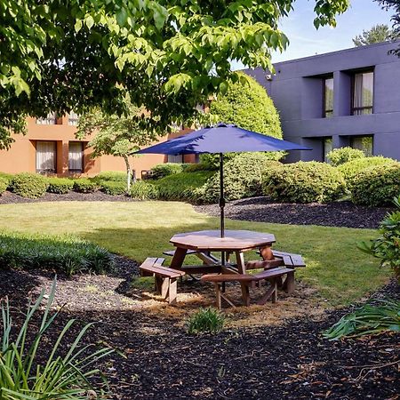 Clarion Inn Asheville Airport Fletcher Exterior foto
