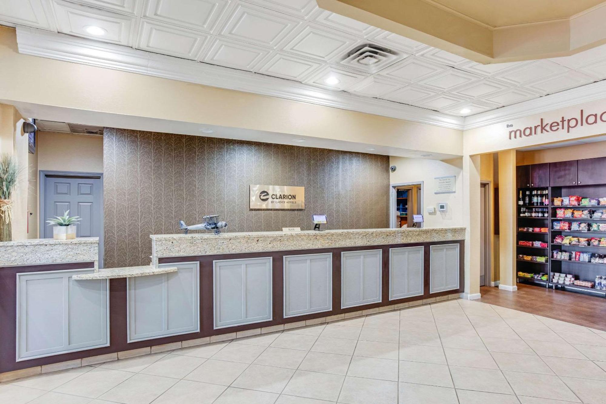 Clarion Inn Asheville Airport Fletcher Exterior foto