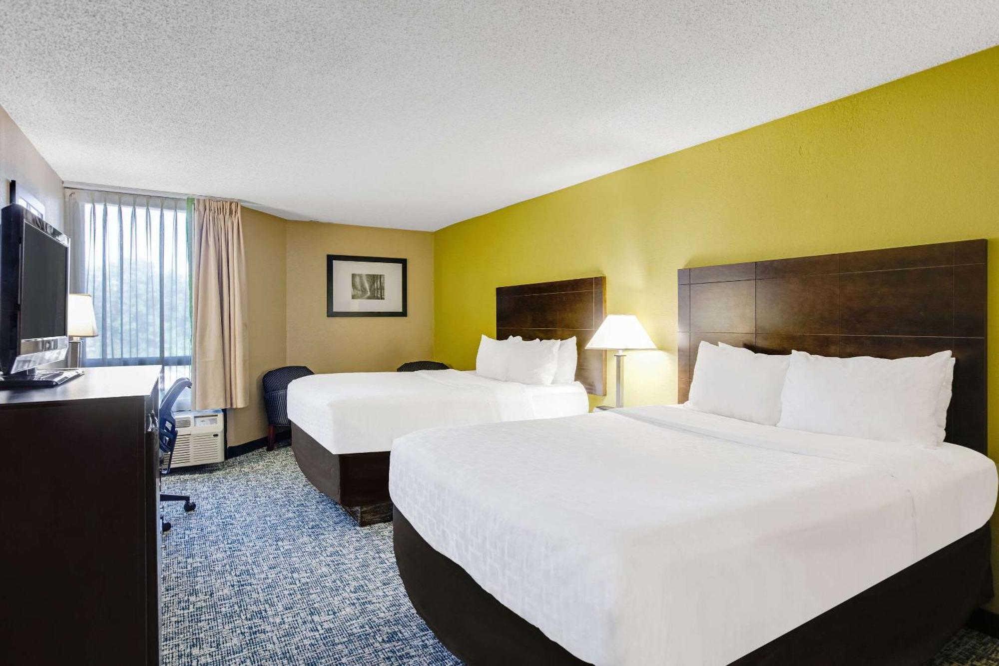 Clarion Inn Asheville Airport Fletcher Exterior foto